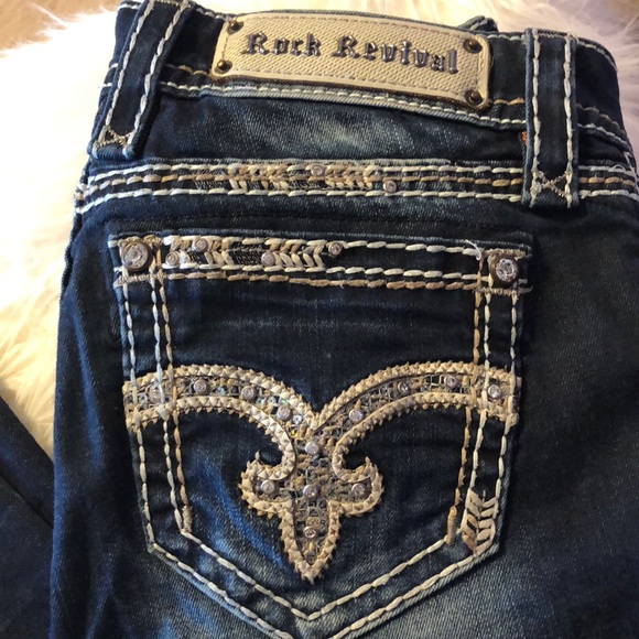 HUGE CLOSET SALE🎉July cuffed skinny rock revival - Picture 3 of 8